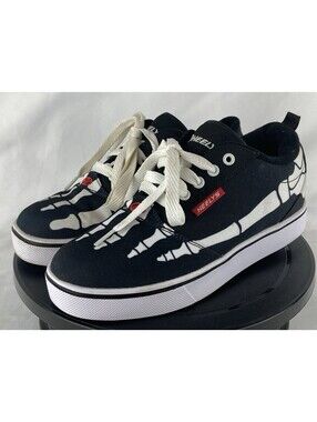 Youth Size 5 Heelys Pro 20 Print Skeleton Bones Roller Shoes Black HE100890